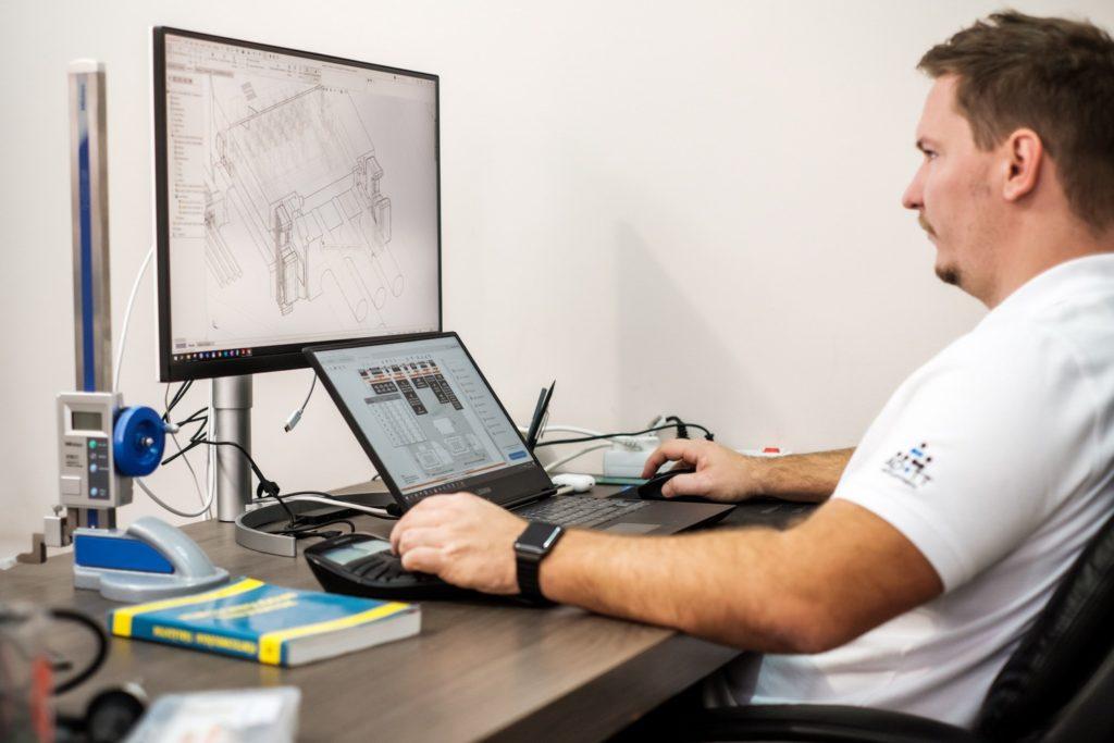 Mechanical designer at the table use solidworks